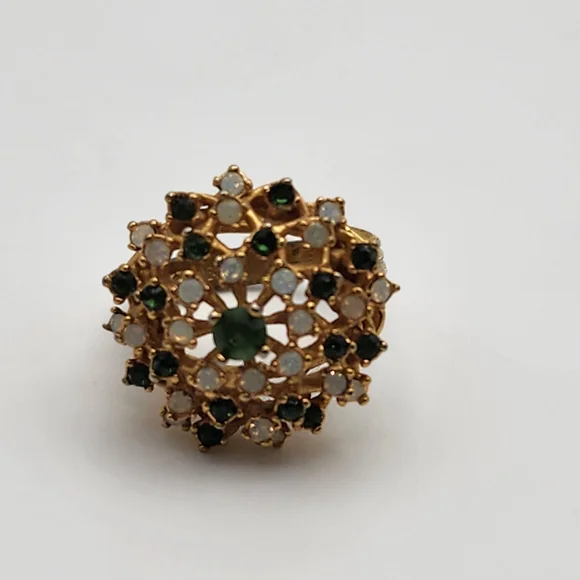 Vintage Aurora 18KT HGE Green & White Opalescent Crystal Cocktail Ring (8) - Picture 6 of 9